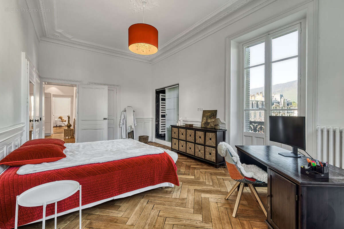 Appartement à AIX-LES-BAINS