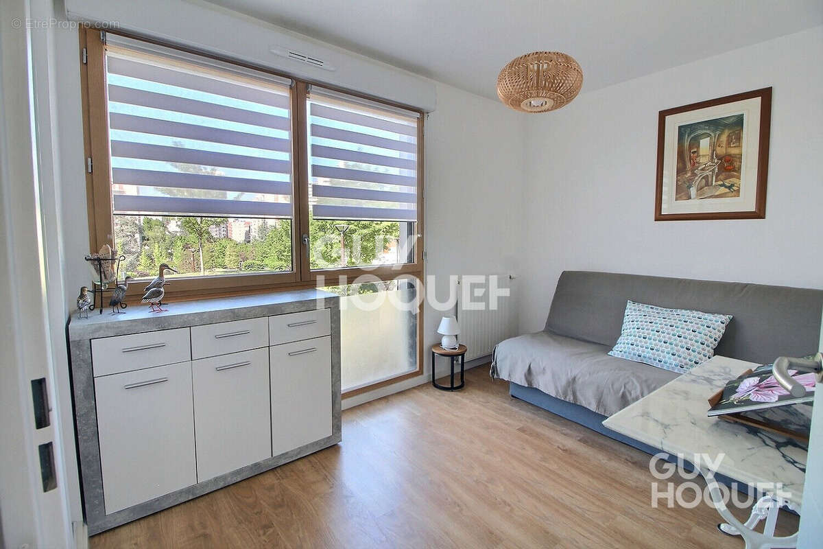 Appartement à CHAVILLE