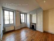 Appartement à JUJURIEUX