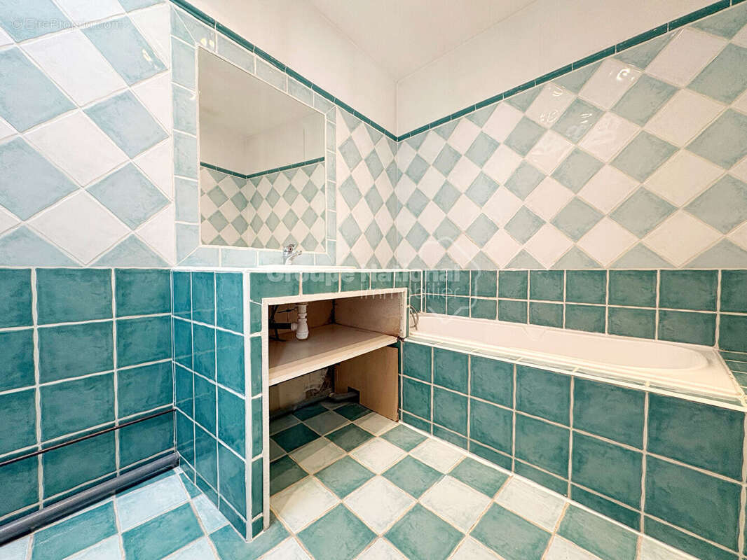 Maison 4 pièces à vendre au centre de Grans - Réf 3932 - photo 11
