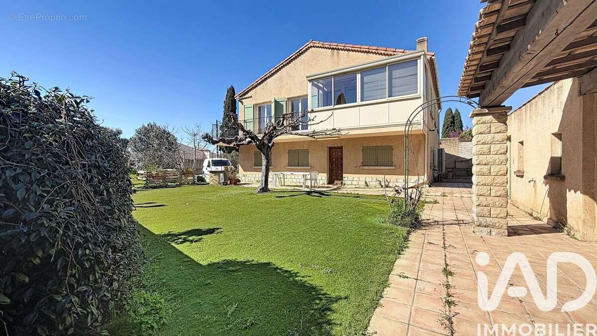 Photo 2 - Maison à ISTRES