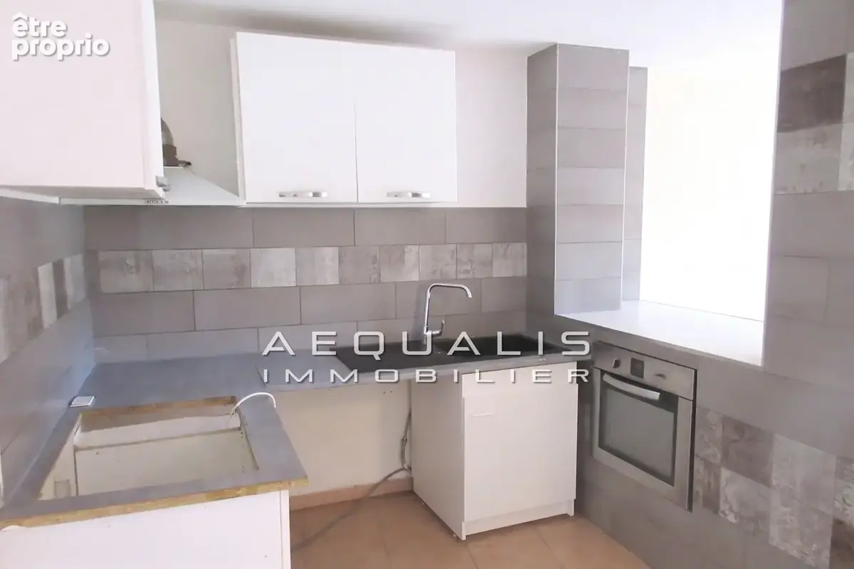 Appartement 2 pièces 46 m² à vendre à Saint-Laurent-Du-Var (06700) - photo 5