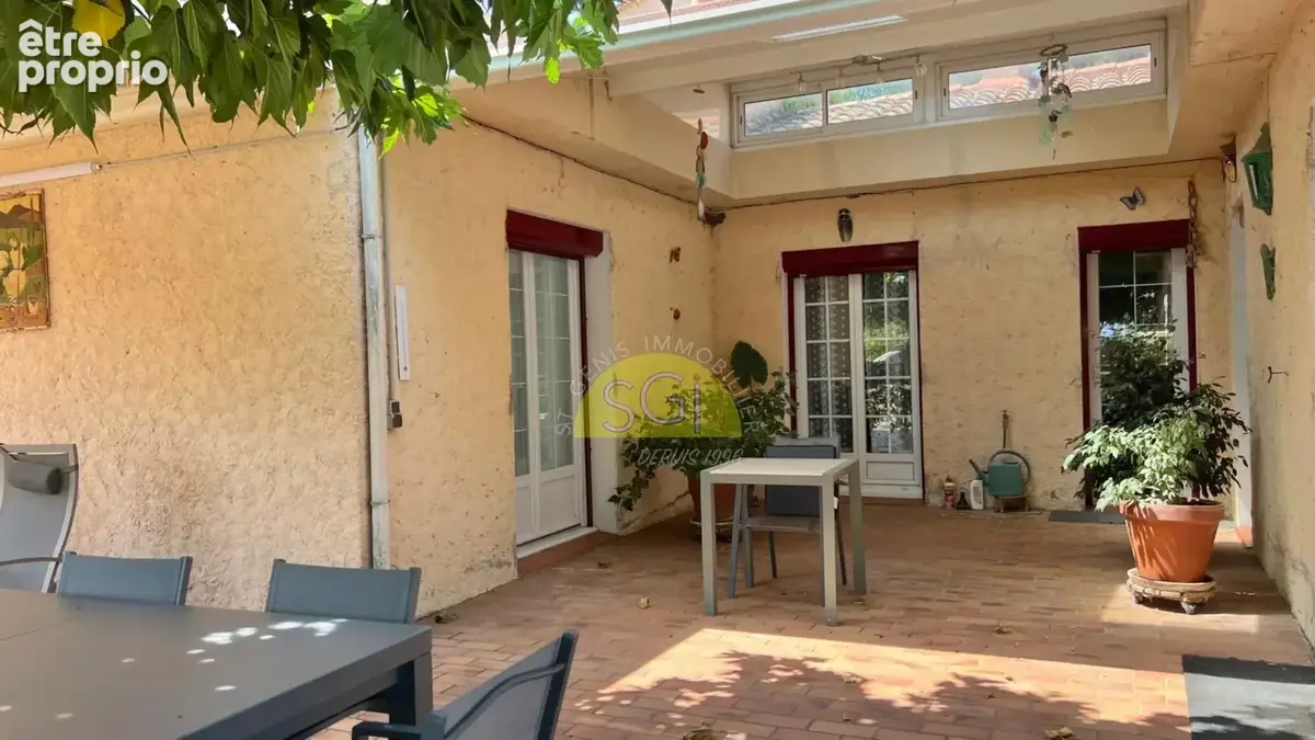 Belle propriété sur un parc arboré de 6 619 m² - photo 3