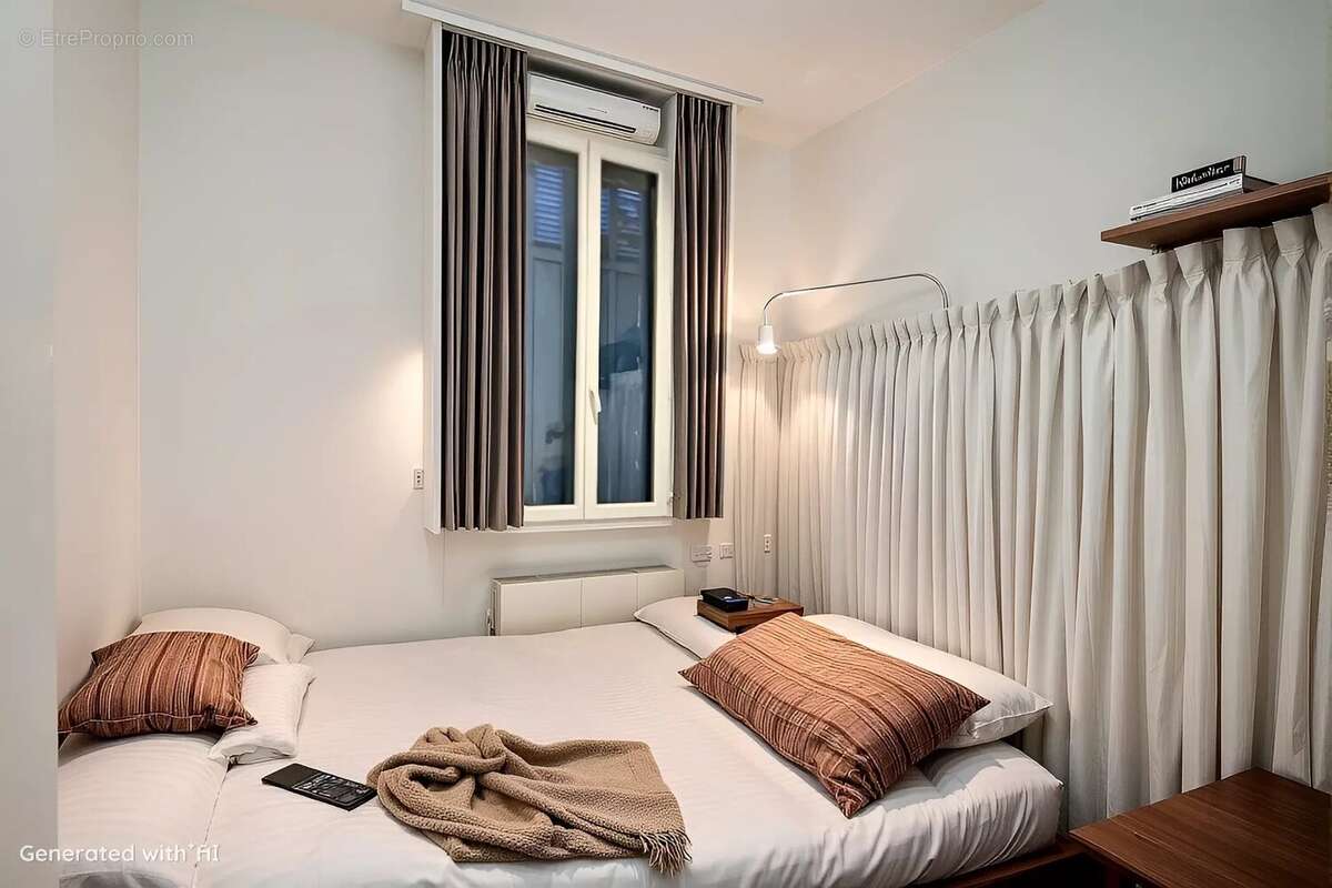 Appartement à NANS-LES-PINS