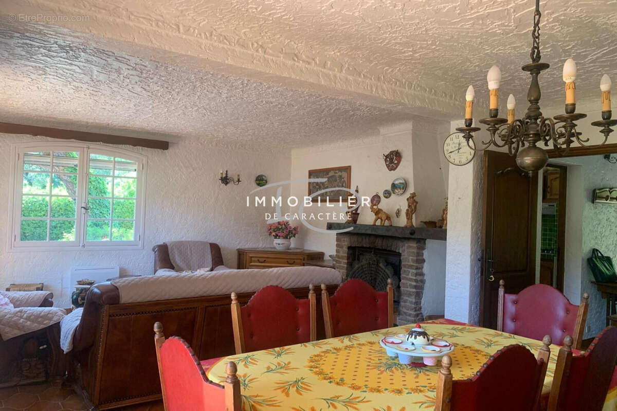 Maison à LA CROIX-VALMER