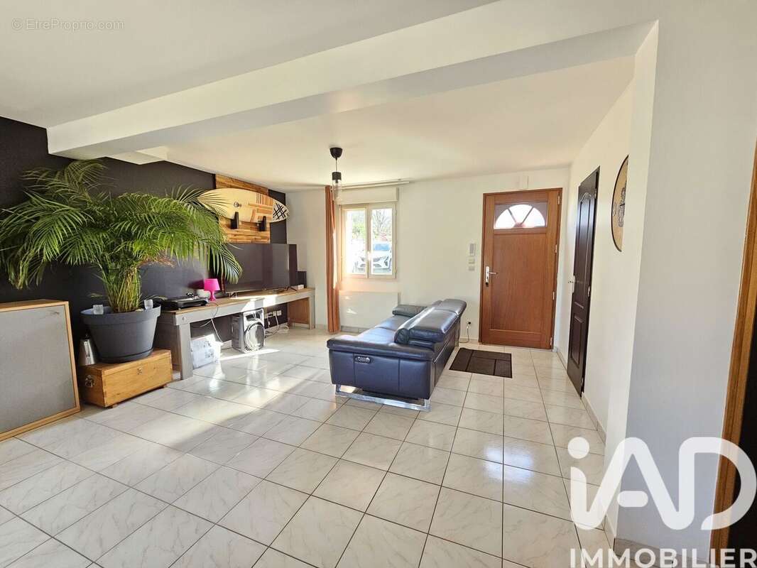 Photo 8 - Maison à MONTFORT-LE-GESNOIS