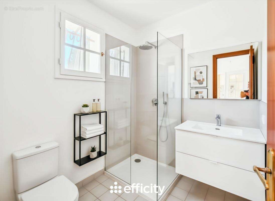 Maison à EMERAINVILLE