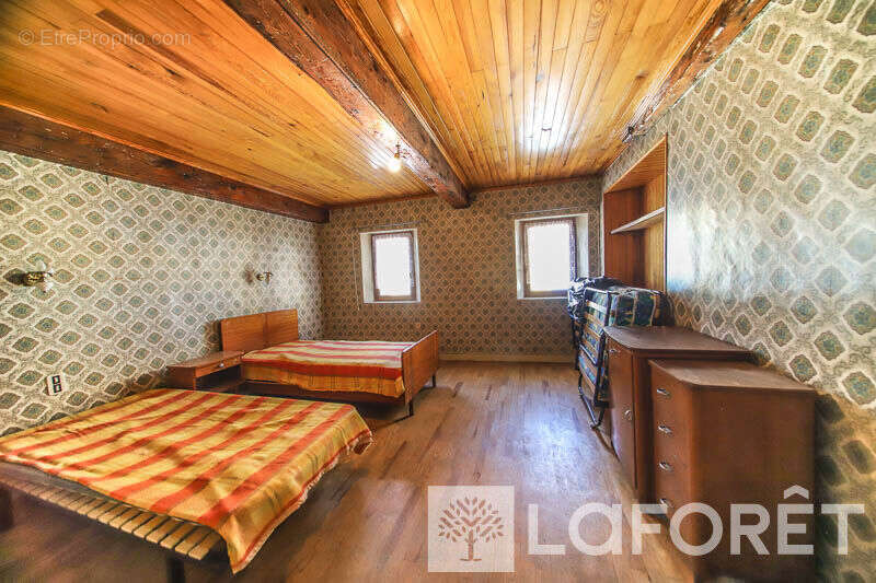 ** maison type 4 - embrun - 4 pièces - photo 9