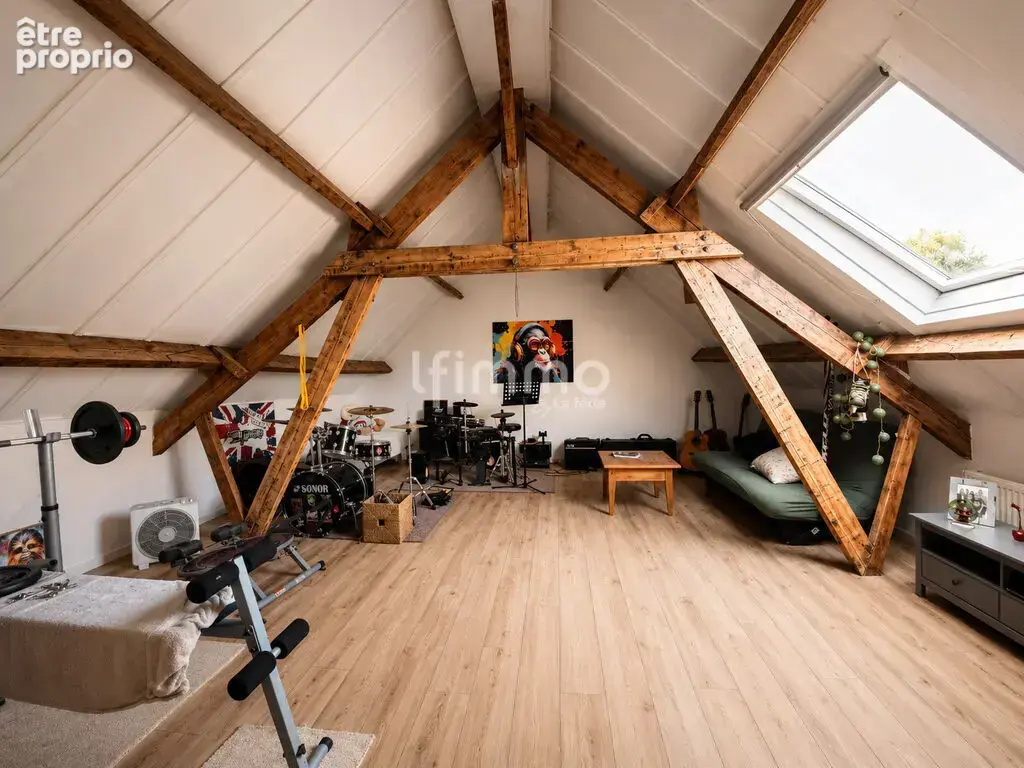Ne vous fiez pas à la façade, l’intérieur risque de vous surpren - photo 19