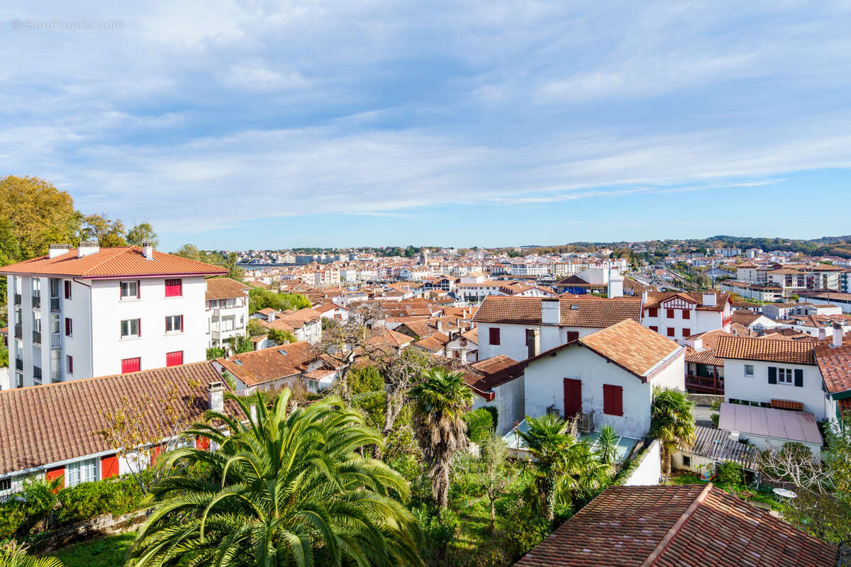 Appartement à CIBOURE