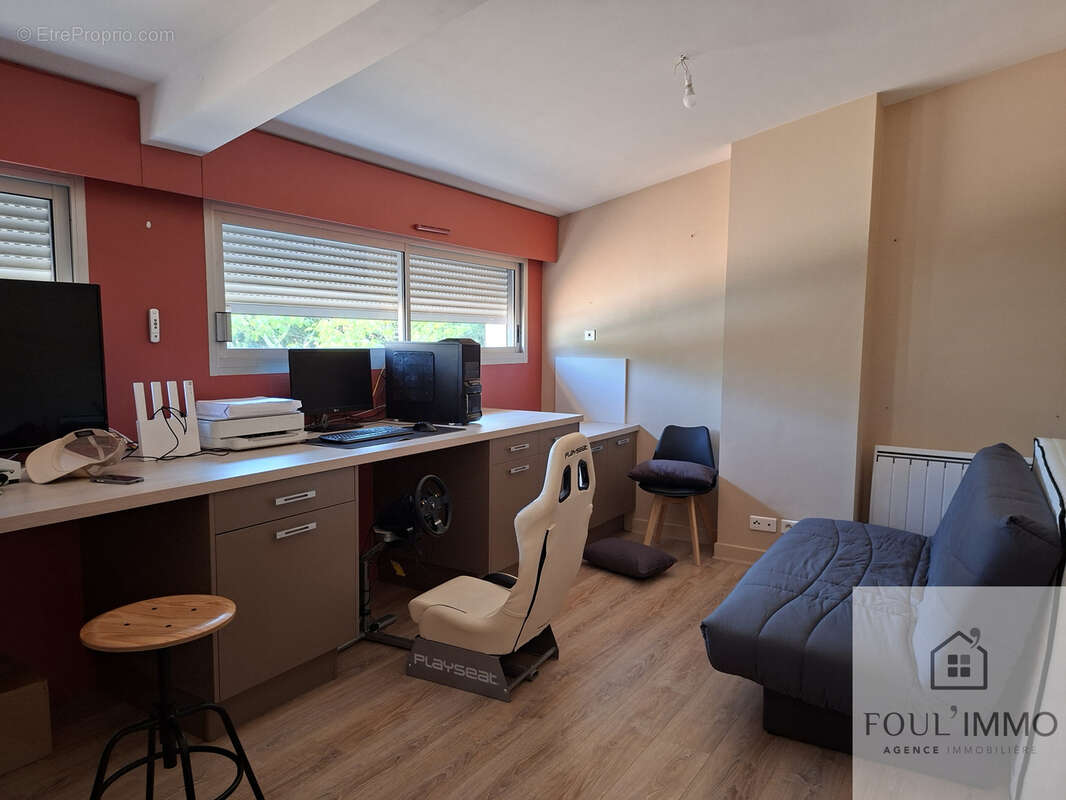 FOULAYRONNES : Maison T5 avec jardin en très bon état - photo 10