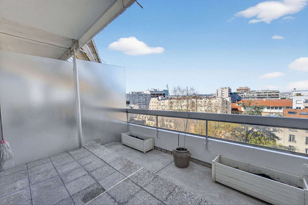 Appartement à PARIS-15E