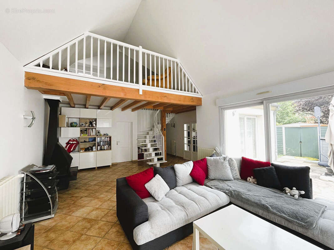 Maison à SAINT-LEU-LA-FORET