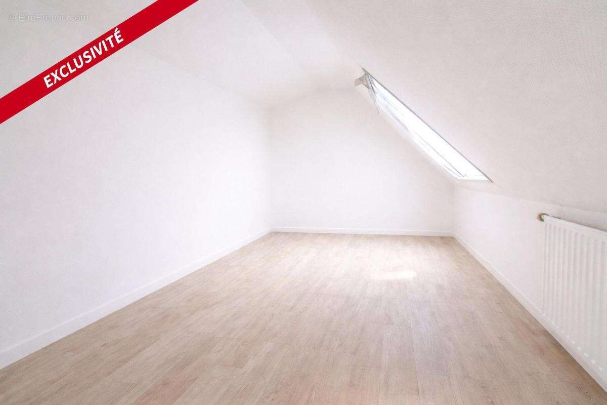 Maison à COULOMMIERS