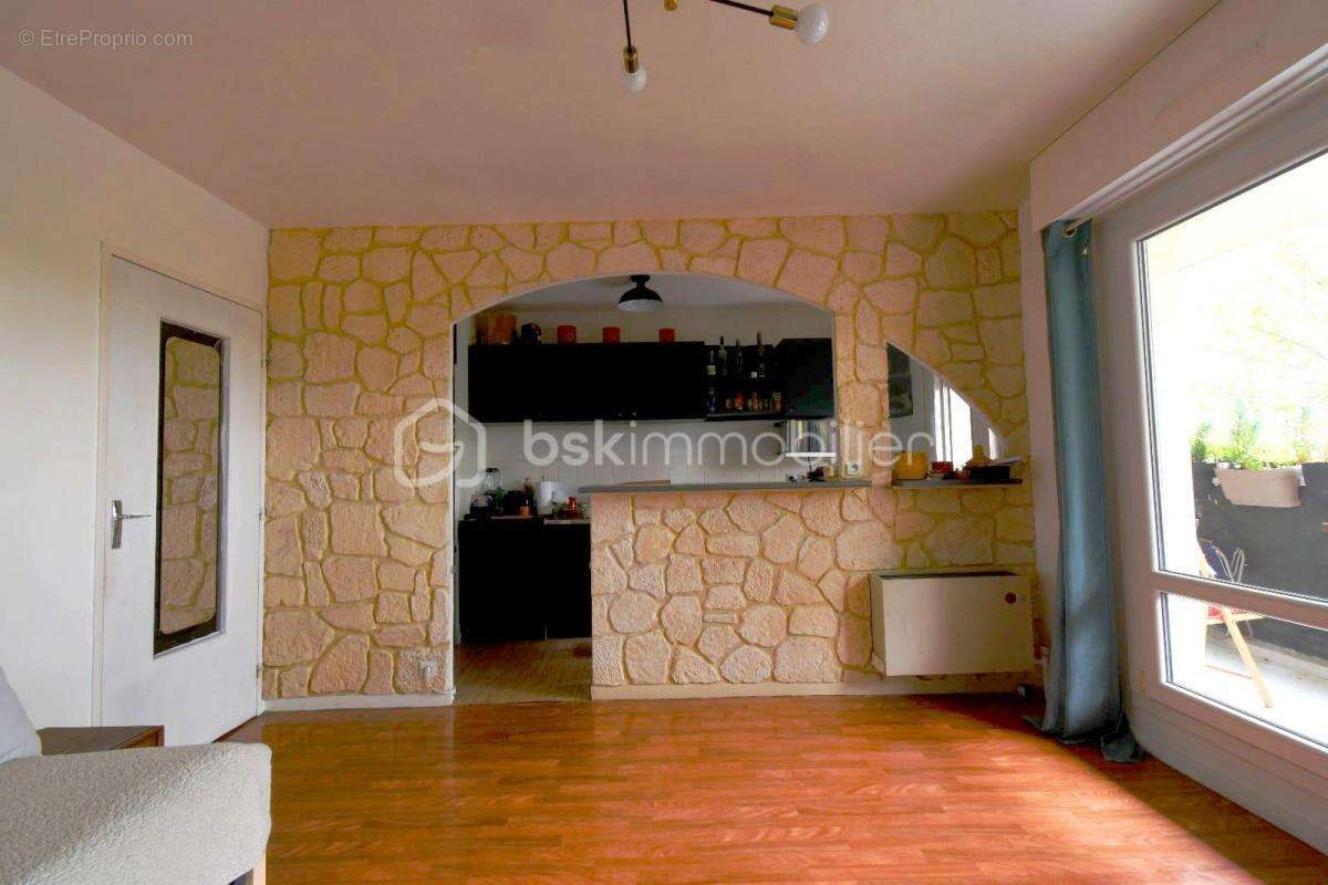 Appartement à PONTOISE