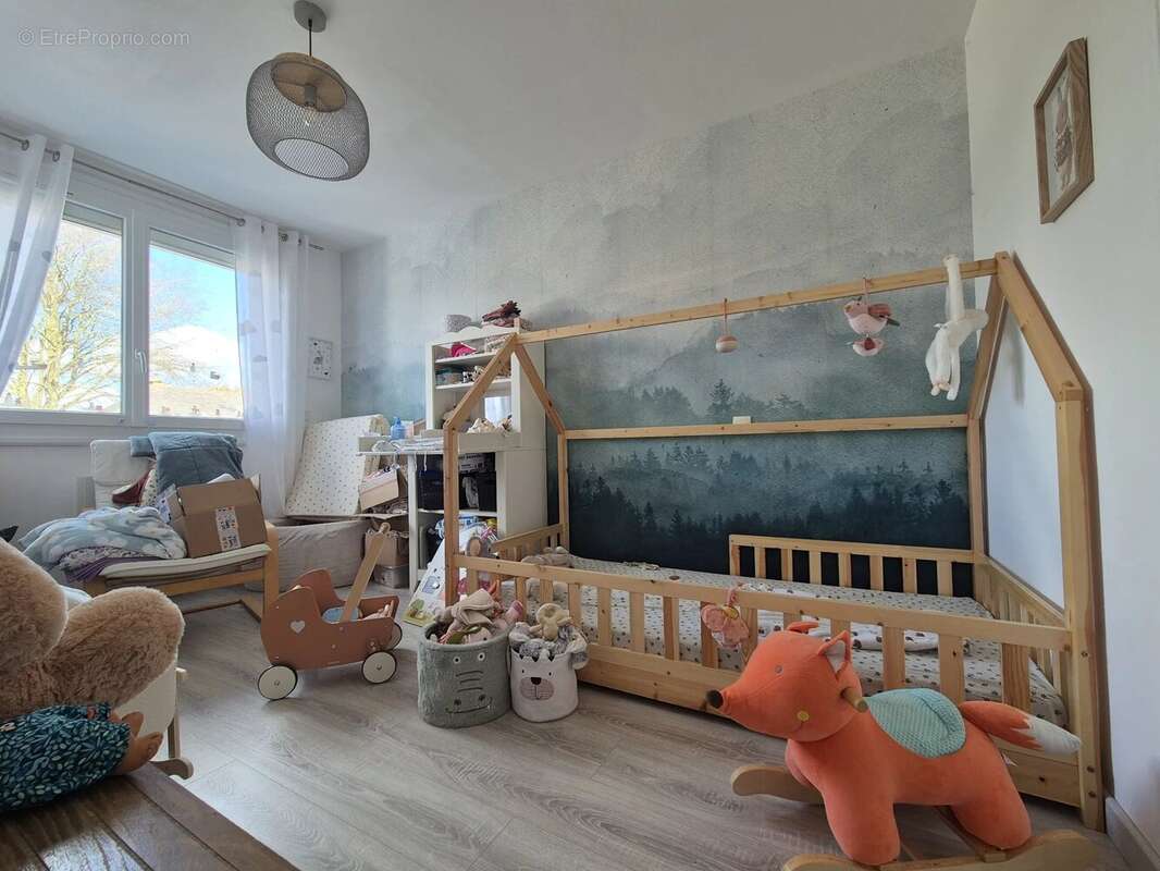 Maison à JUVIGNE