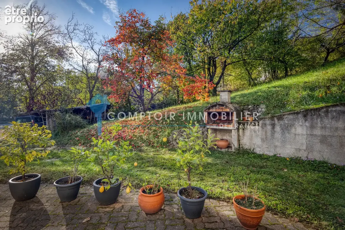 Dpt (38) - Isère -  Propriété de 140m2 sur un terrain de 7708 m2 - photo 19