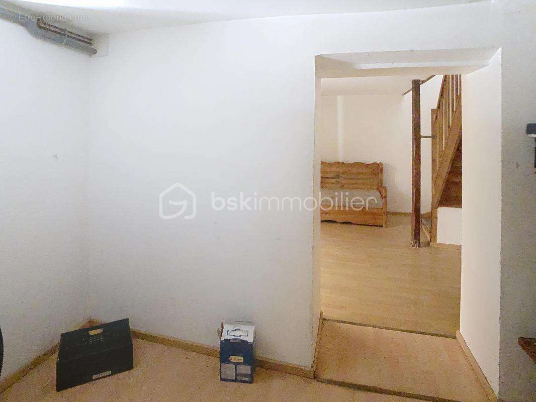 Appartement à CERISIERS