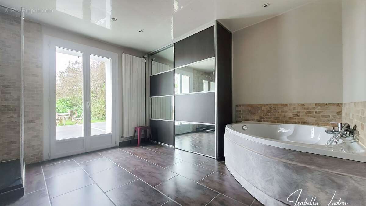 Maison 235 m² à Erbray  - photo 18