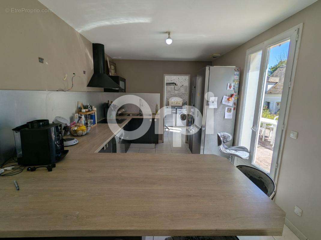 Maison 139 m², 5 chambres, et son jardin de 909 m², a vendre cuise la motte (60350) - - photo 4