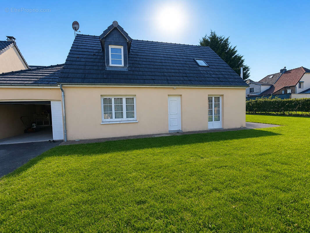 Maison à PONT-DE-METZ