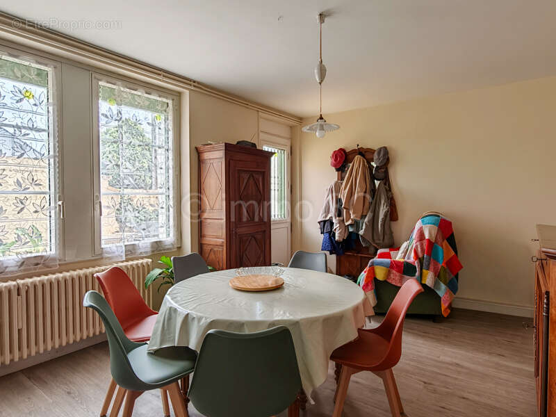 Maison à CIVRAY
