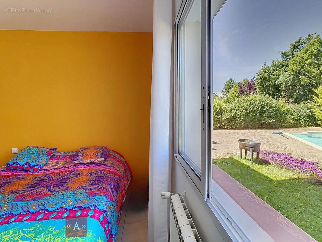 Maison à SAINT-SULPICE