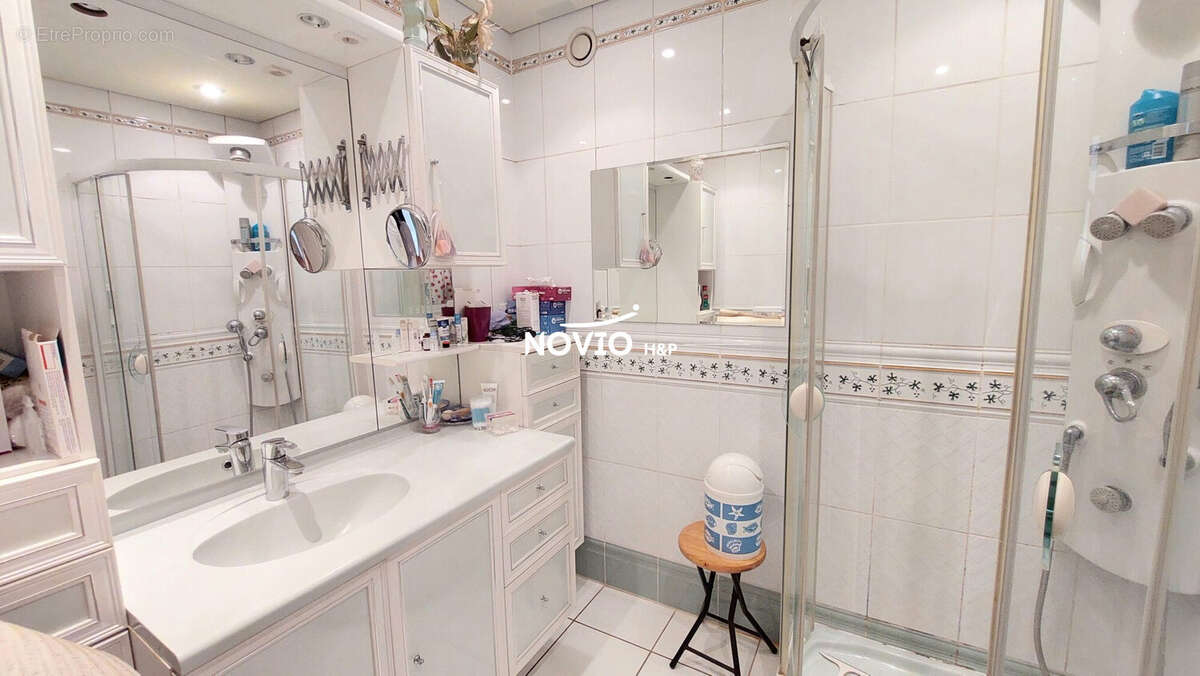 Maison 230 m² à Montamise  - photo 6