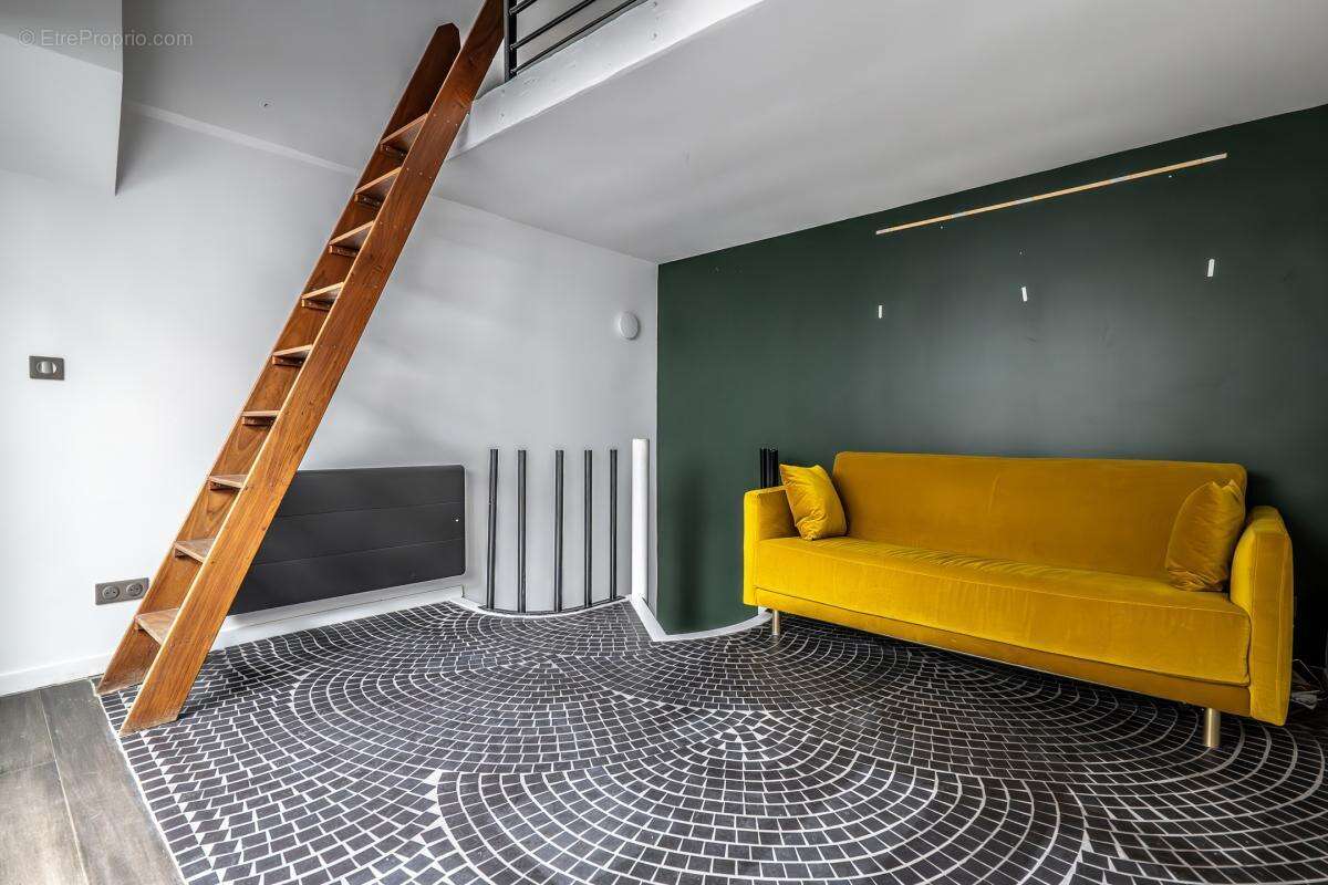 Appartement à PARIS-2E