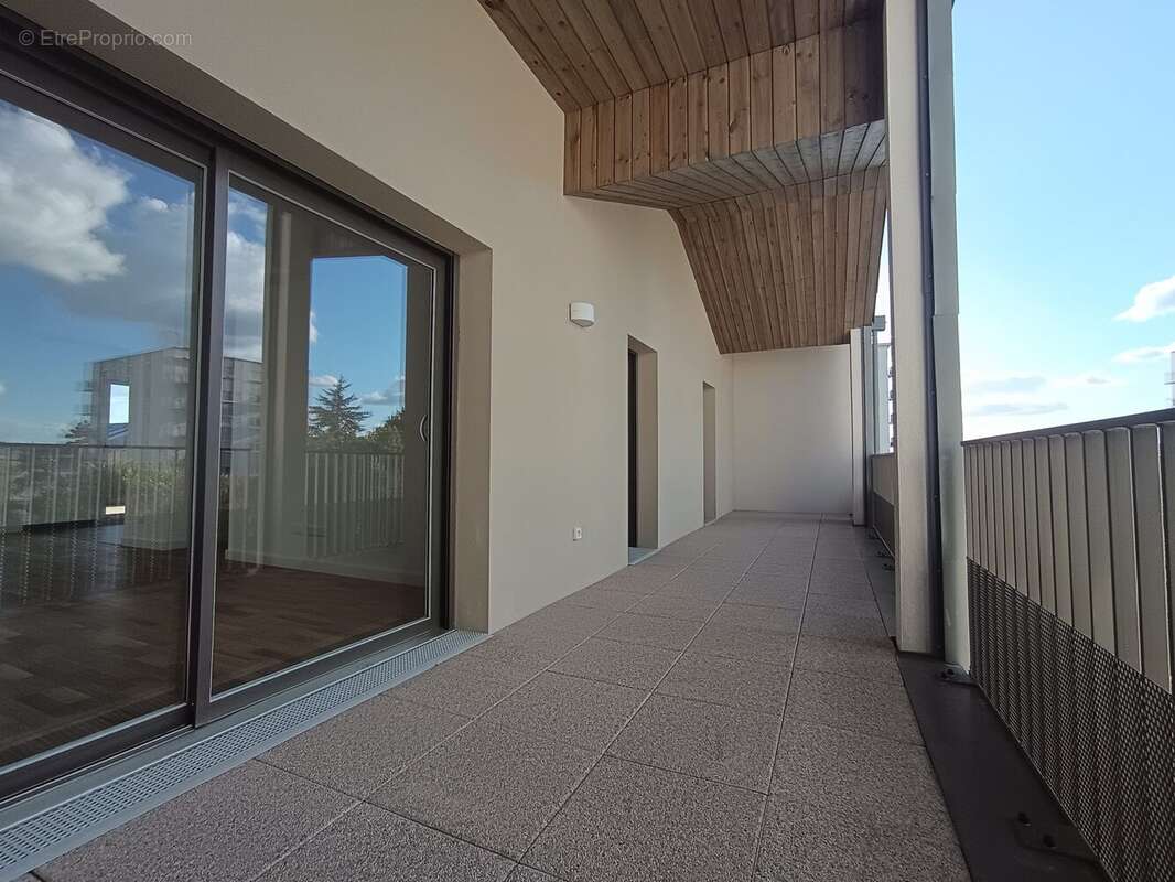 Appartement à LA RICHE