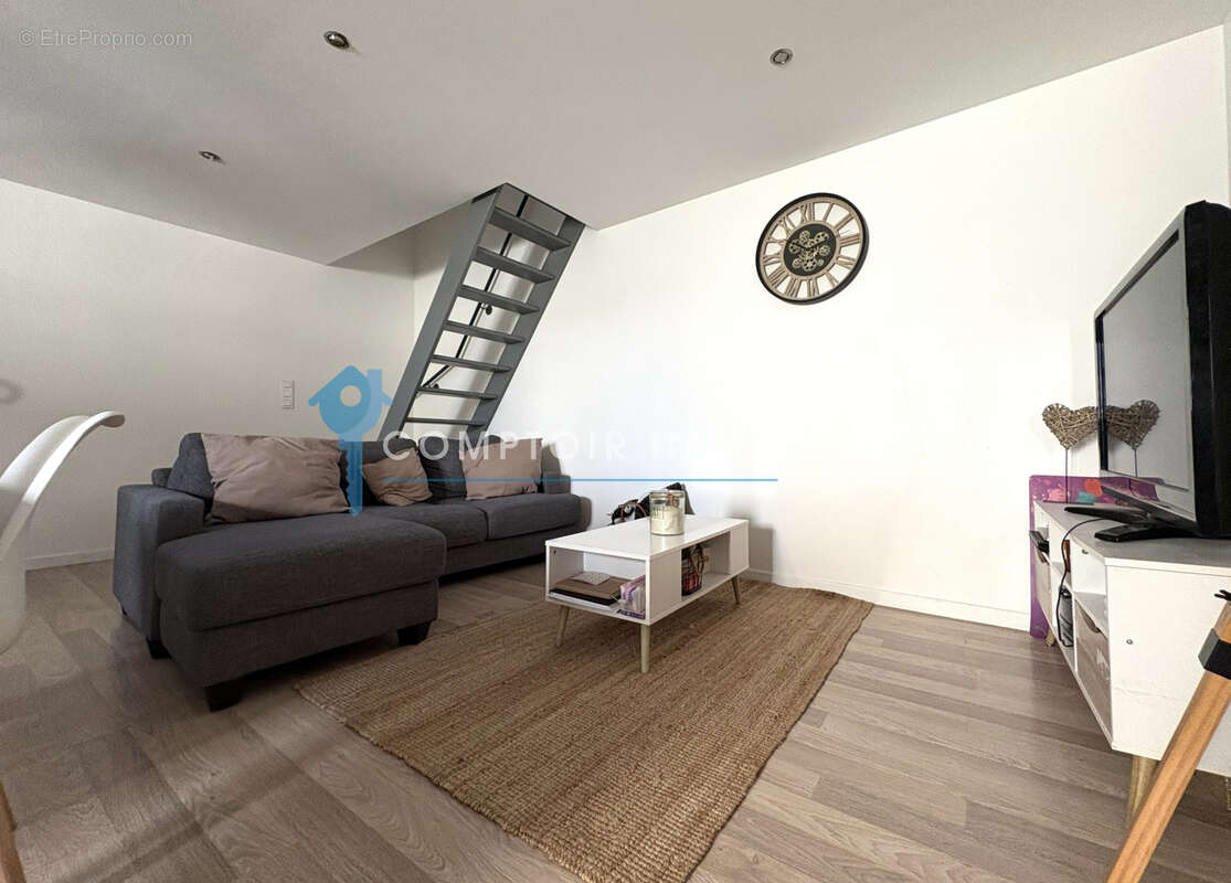 DEPT-13-A VENDRE TARASCON Immeuble de rapport de 5 lots - photo 5