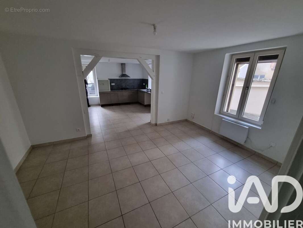 Photo 4 - Appartement à PONT-SUR-YONNE