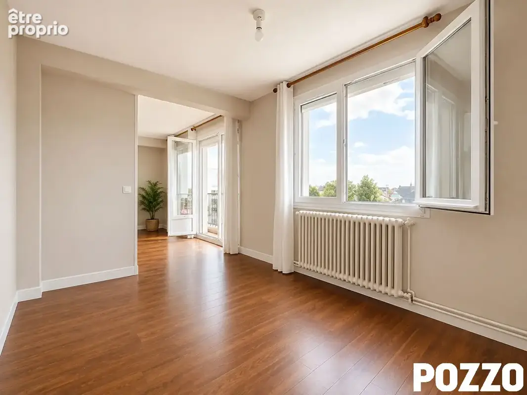 Appartement  4 pièce(s) 74 m2 à GRANVILLE - photo 2