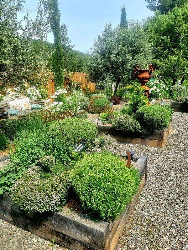 Maison à DRAGUIGNAN