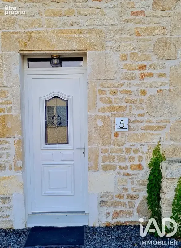 Photo 1 - Maison à LE THOU