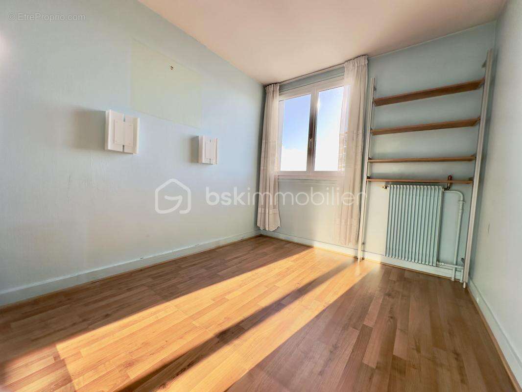 Appartement à STAINS