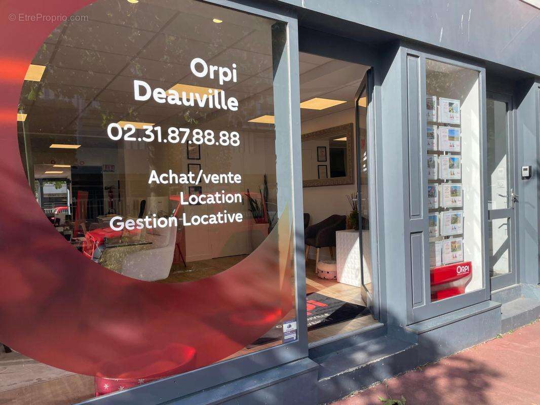 Terrain à DEAUVILLE