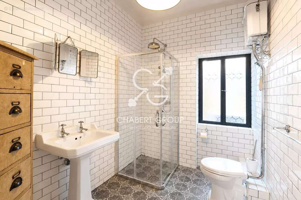 Villefranche-sur-mer – appartement – 2 pièces – 40 m² – vieille ville - photo 4