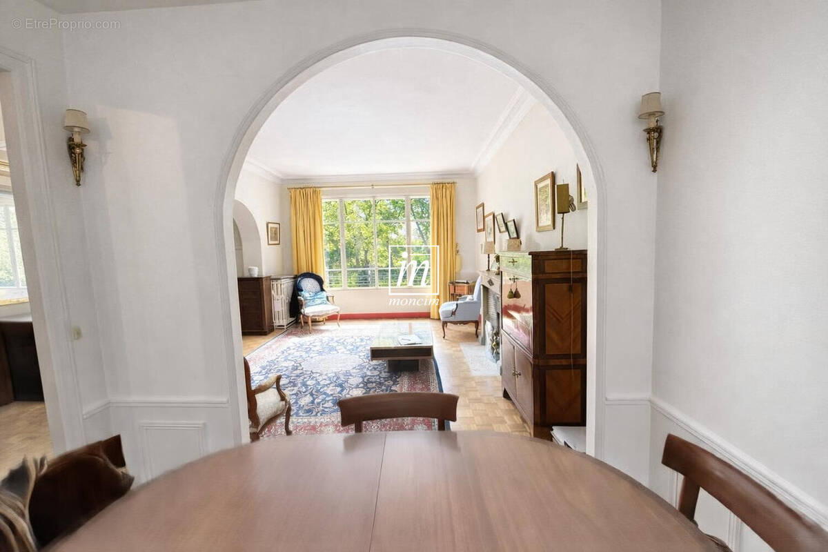 PHOTO GENEREE PAR AI - Appartement à NEUILLY-SUR-SEINE