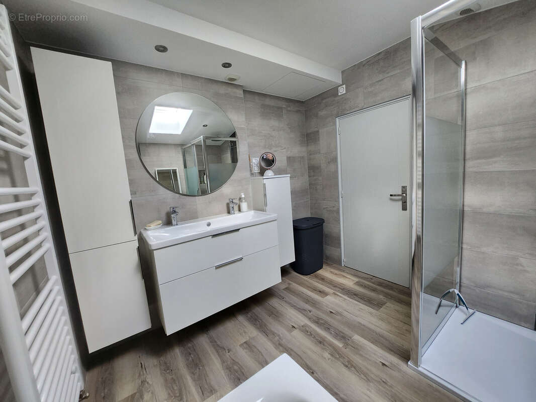 Maison en pierre coup de cœur avec 6 chambres et double garage - photo 18