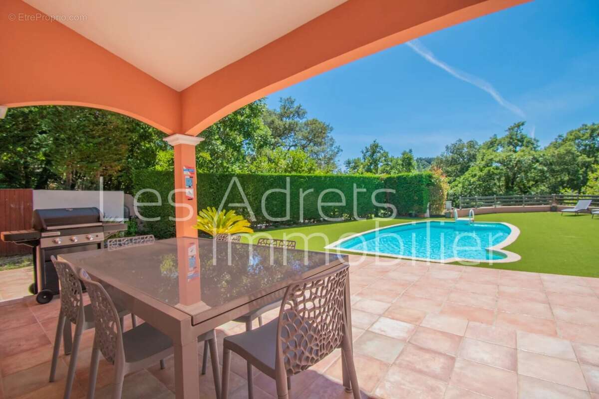 Villa provençale, proche village & A8 - photo 10
