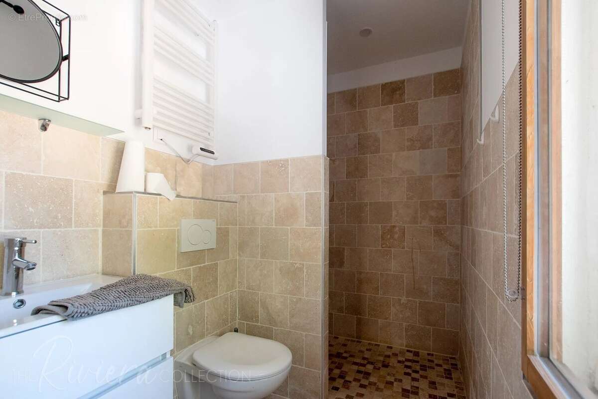 Maison à TOURRETTES-SUR-LOUP