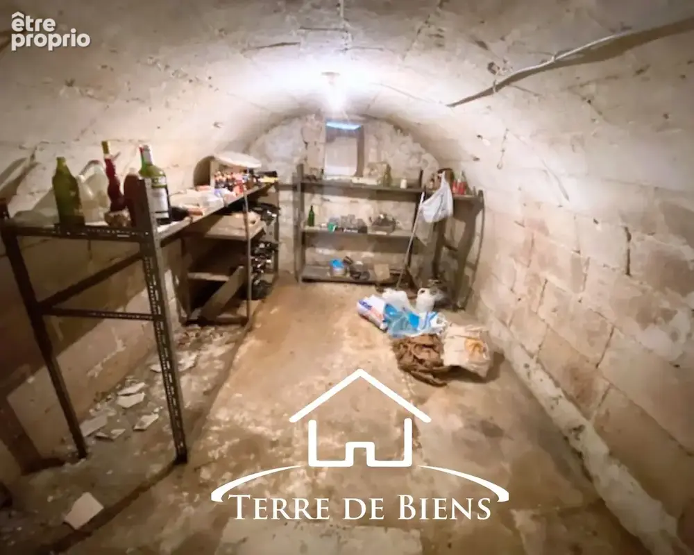 Maison en Pierre de Taille de 170 m2 avec Dépendances et Terrain   Secteur Couloisy - photo 16