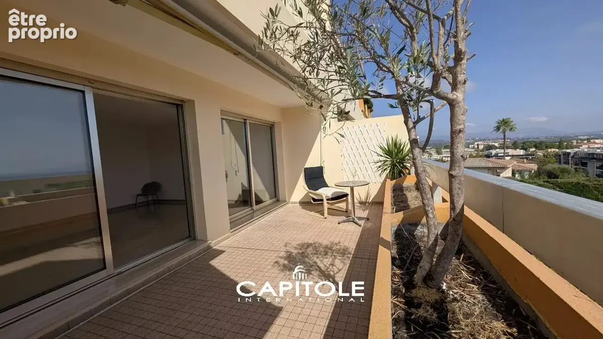 Antibes - Bel appartement 2 pièces ouvrant sur une grande terrasse  de 21 m², vue mer et verdure, à quelques pas du centre-ville - photo 18