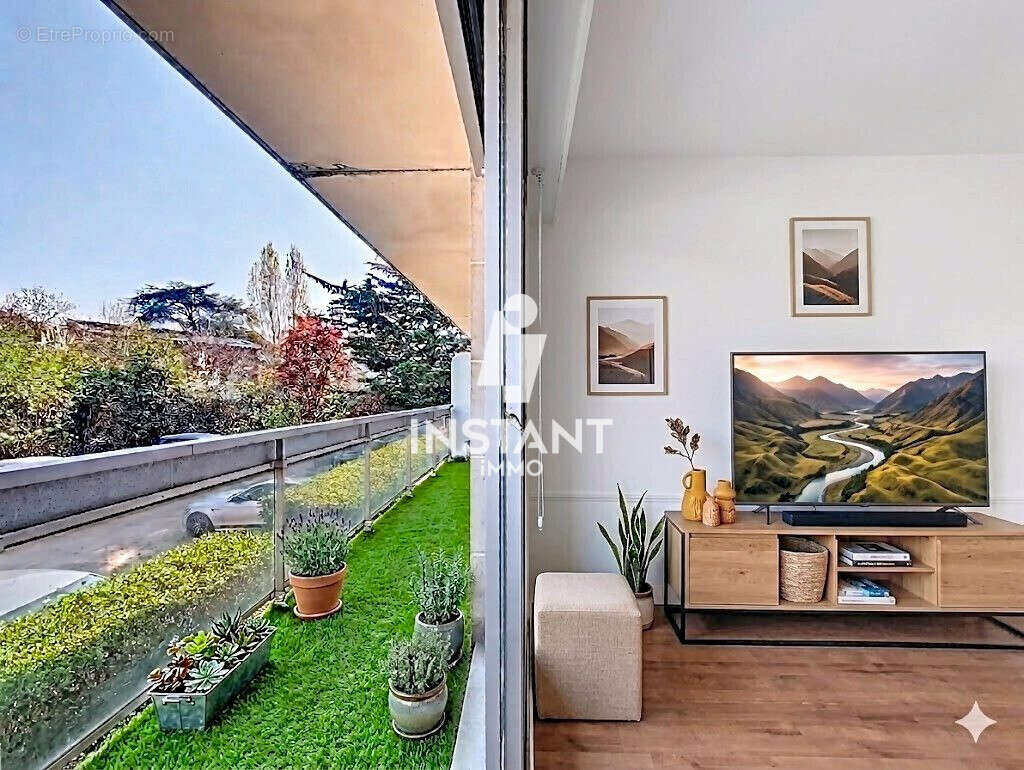 Appartement à L'HAY-LES-ROSES