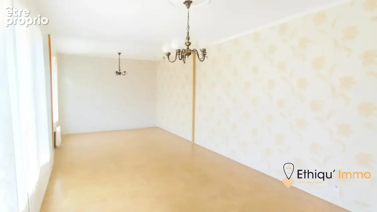 Maison 6 pièces 99 m² à vendre à Bar-Sur-Aube (10200) - photo 5