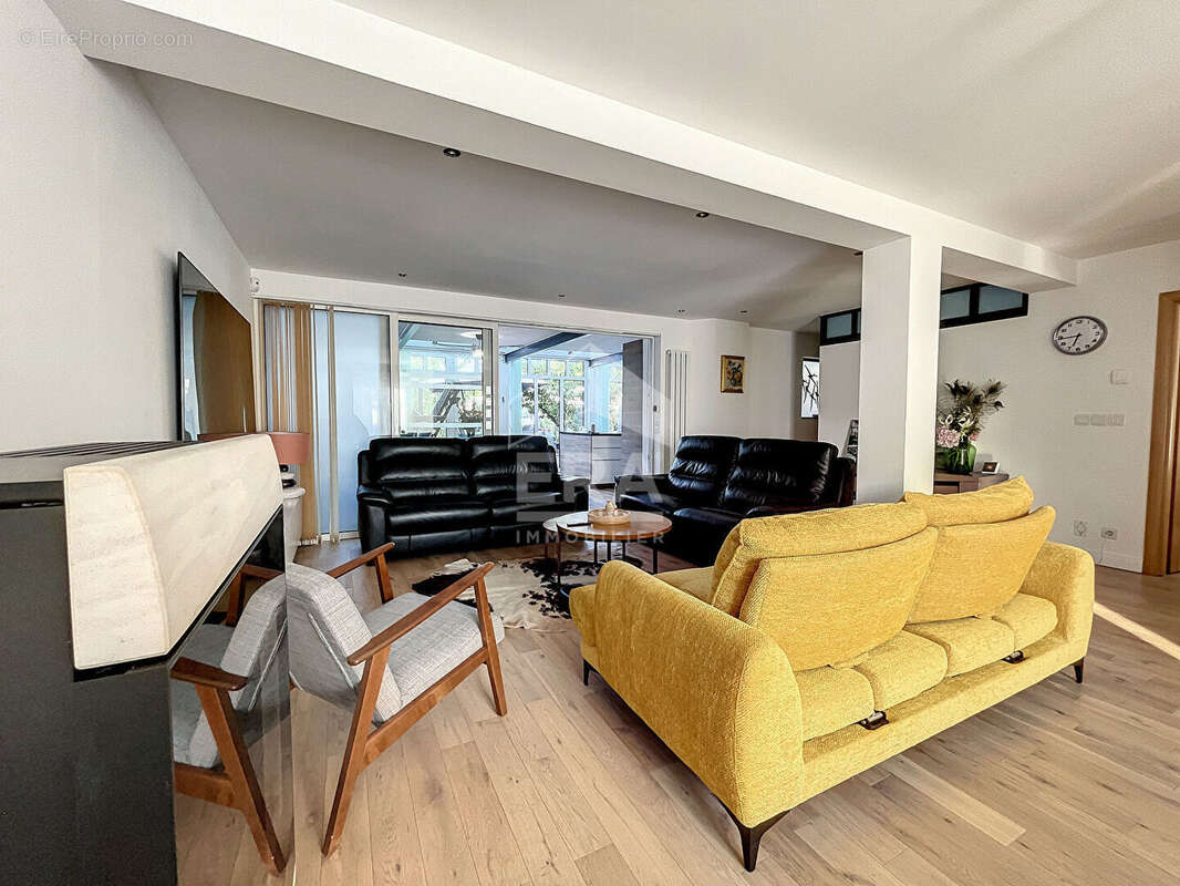 Maison à CHAUMONTEL