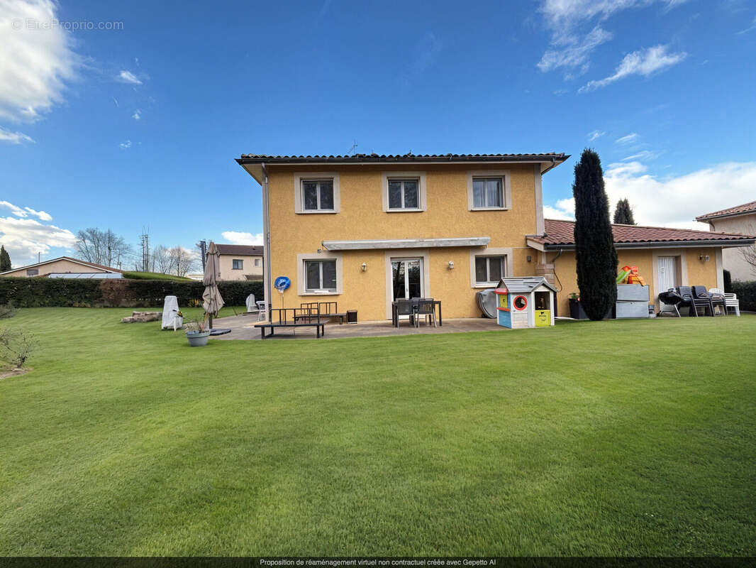 Photo 2 - Maison à MARENNES