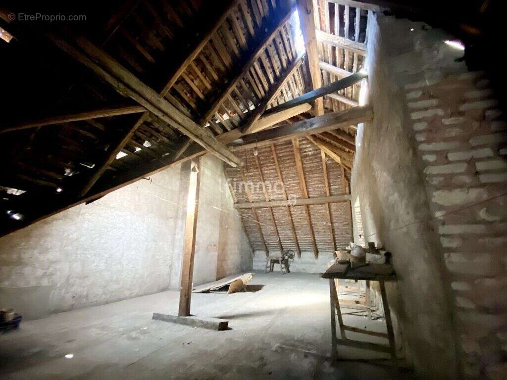 Appartement 142 m² à rénover avec combles - photo 6