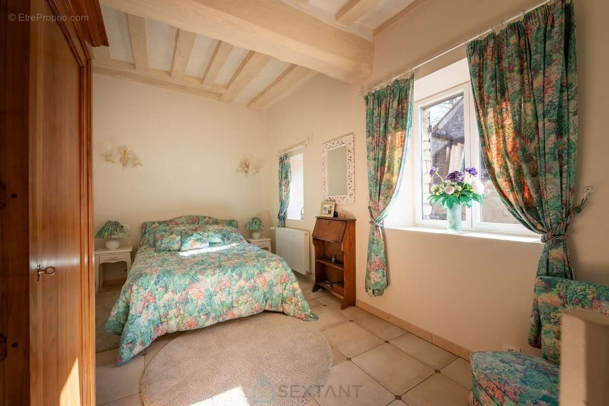 Maison à FONTAINEBLEAU